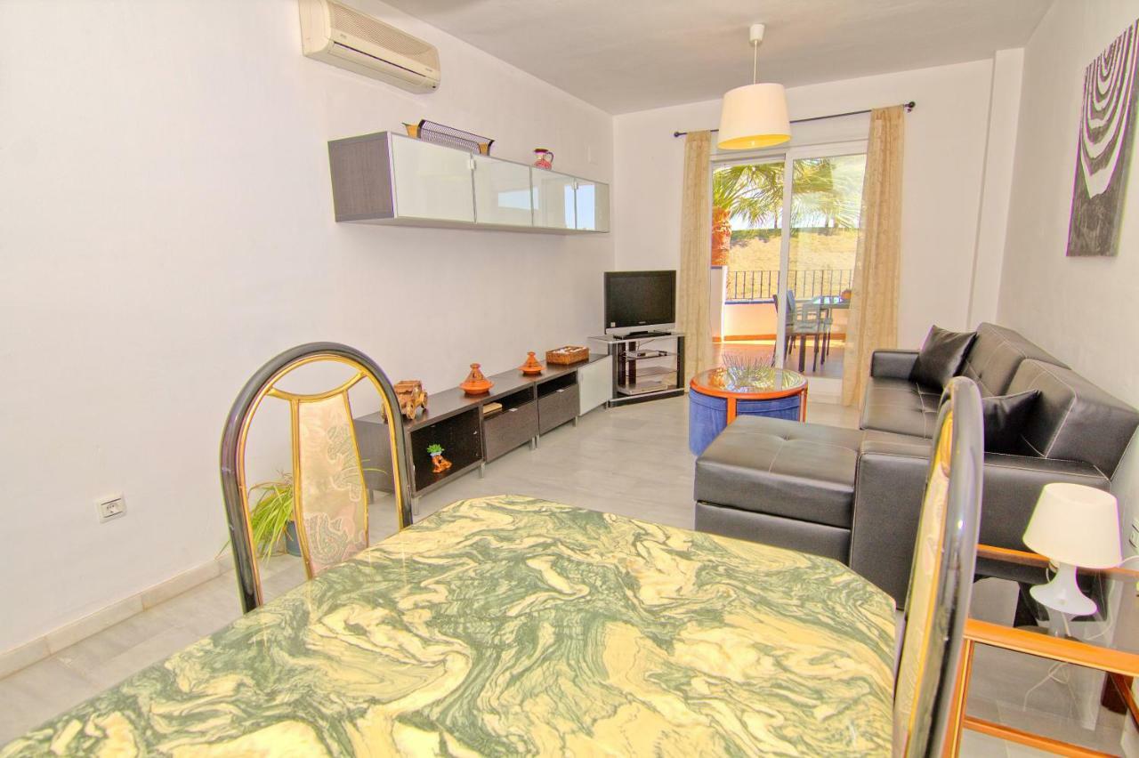 Isla Soleada Apt Sitio de Calahonda Bagian luar foto